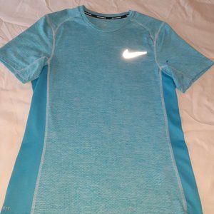 Rare Aqua Blue Nike Running Dry Fit Small work out